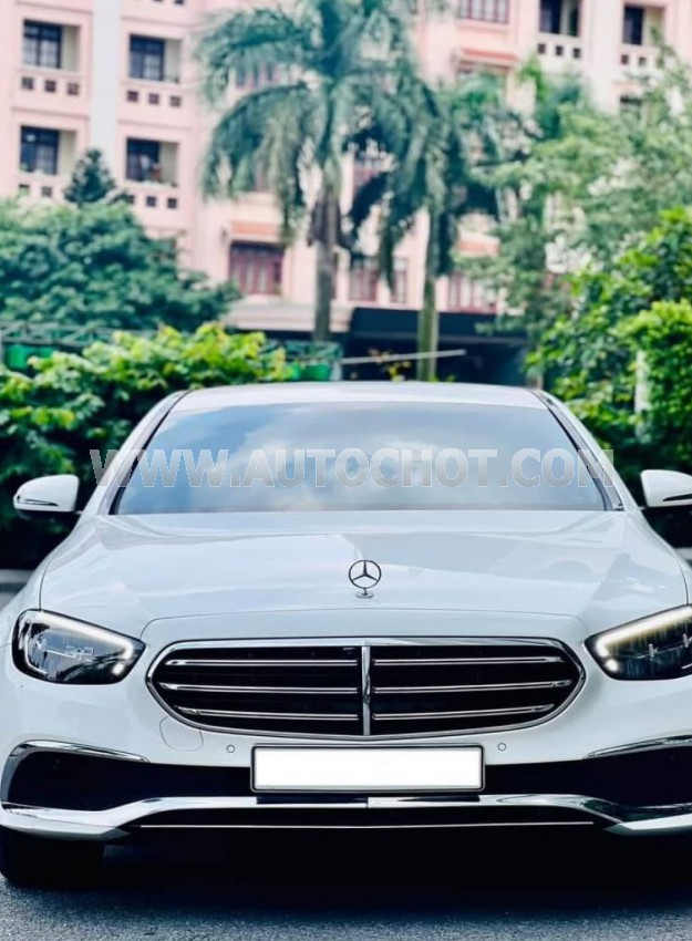 Mercedes Benz E class E200 Exclusive 2022