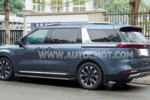 Xe Kia Carnival Premium 2.2D 2022