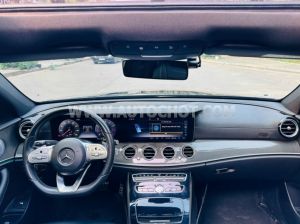 Xe Mercedes Benz E class E300 AMG 2019