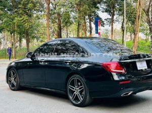 Xe Mercedes Benz E class E300 AMG 2019