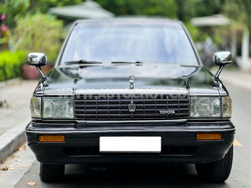 Toyota Crown Super Saloon 2.8 MT 1990