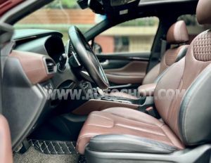 Xe Hyundai SantaFe Cao cấp 2.4L HTRAC 2021