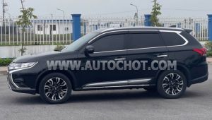 Xe Mitsubishi Outlander 2.0 CVT 2021