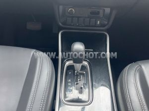 Xe Mitsubishi Outlander 2.0 CVT 2021