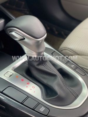 Xe Kia Cerato 1.6 AT Luxury 2021