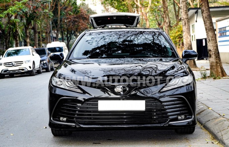Toyota Camry 2.5Q 2022