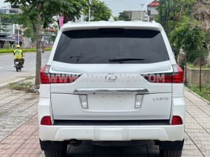 Xe Lexus LX 570 2016