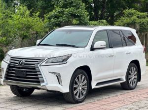 Xe Lexus LX 570 2016