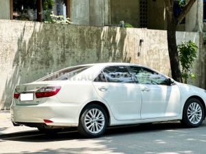 Xe Toyota Camry 2.0E 2018