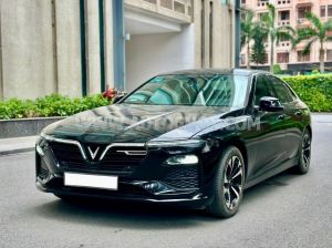 Xe VinFast Lux A 2.0 Tiêu chuẩn 2022