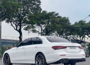 Xe Mercedes Benz E class E300 AMG 2021