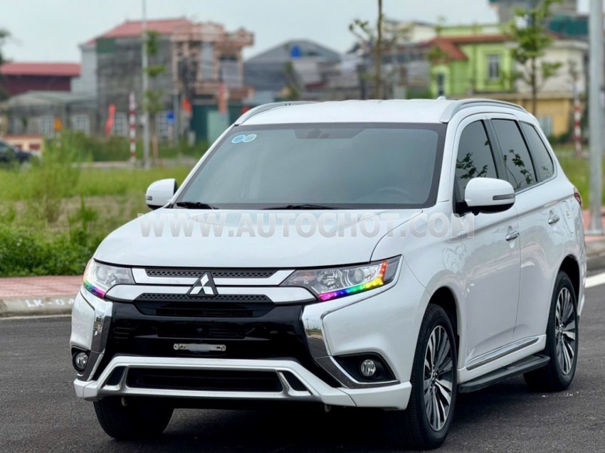 Mitsubishi Outlander 2.0 CVT 2022