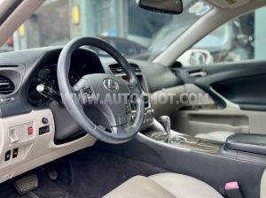 Xe Lexus IS 250 2010