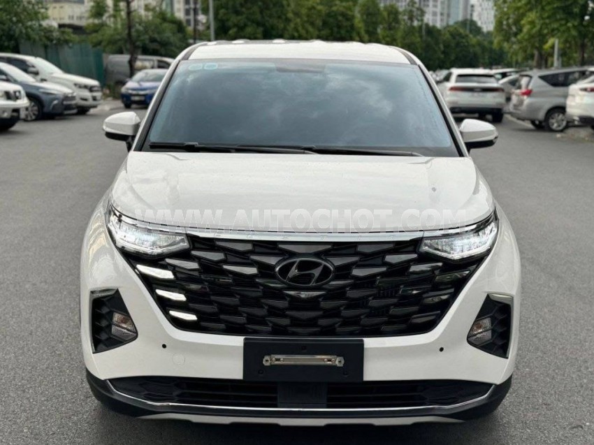 Hyundai Custin Tiêu Chuẩn 1.5T 2024