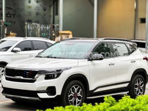 Xe Kia Seltos Luxury 1.4 AT 2022