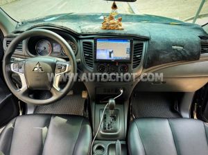 Xe Mitsubishi Triton 4x2 AT 2022