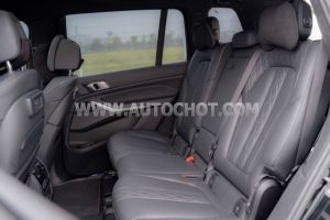 Xe BMW X7 xDrive40i M Sport 2022