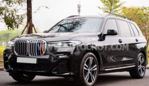 Xe BMW X7 xDrive40i M Sport 2022