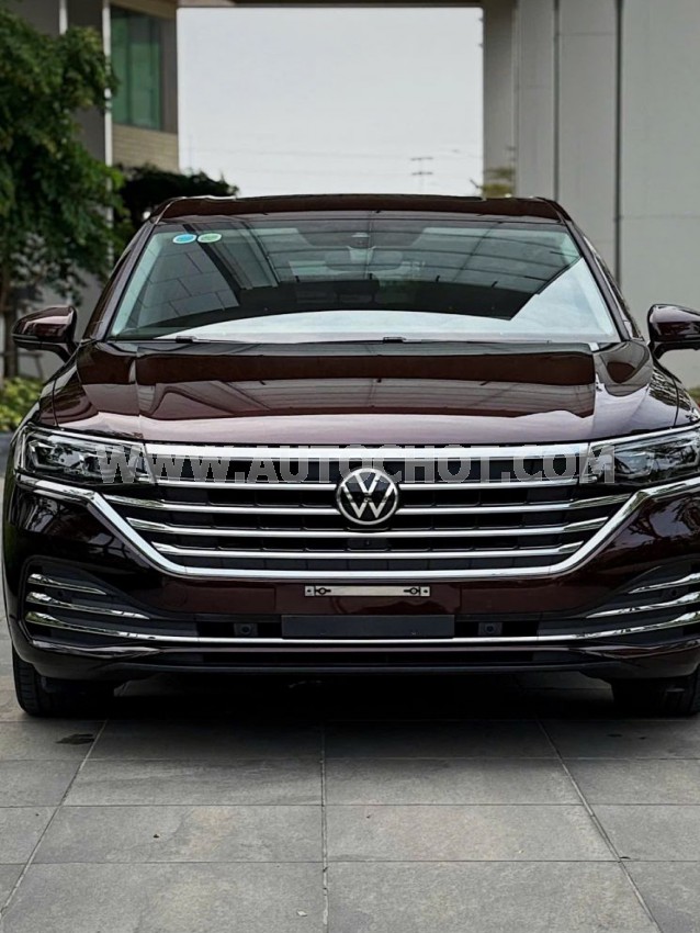 Volkswagen Viloran Luxury 2024