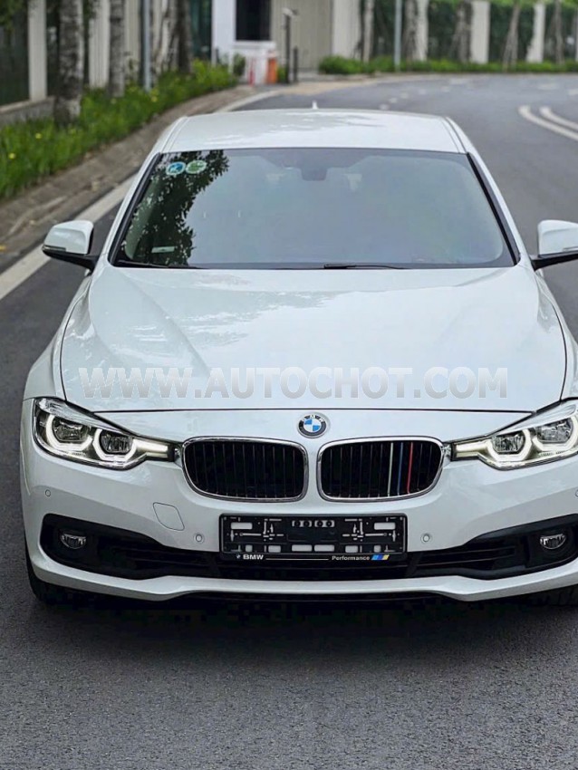 BMW 3 Series 320i 2018