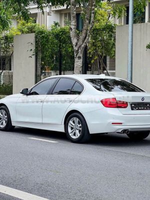 Xe BMW 3 Series 320i 2018