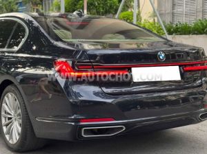 Xe BMW 7 Series 730Li 2020