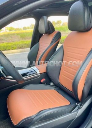 Xe Mercedes Benz C class C300 AMG 2022