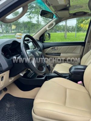 Xe Toyota Fortuner 2.7V 4x2 AT 2014