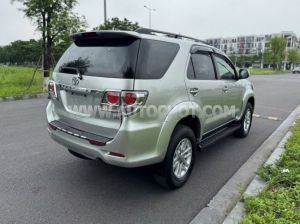 Xe Toyota Fortuner 2.7V 4x2 AT 2014