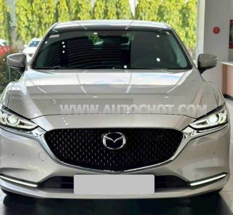 Mazda 6 Premium 2.0 AT 2024
