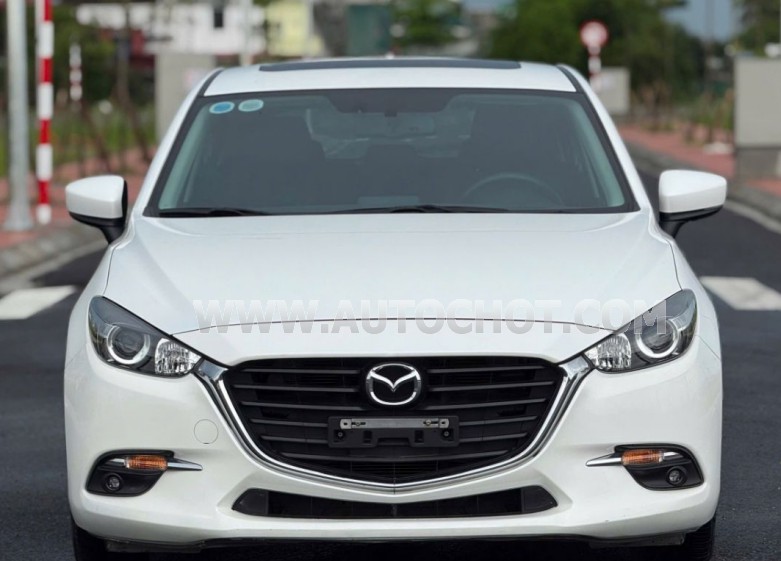 Mazda 3 1.5 AT 2018