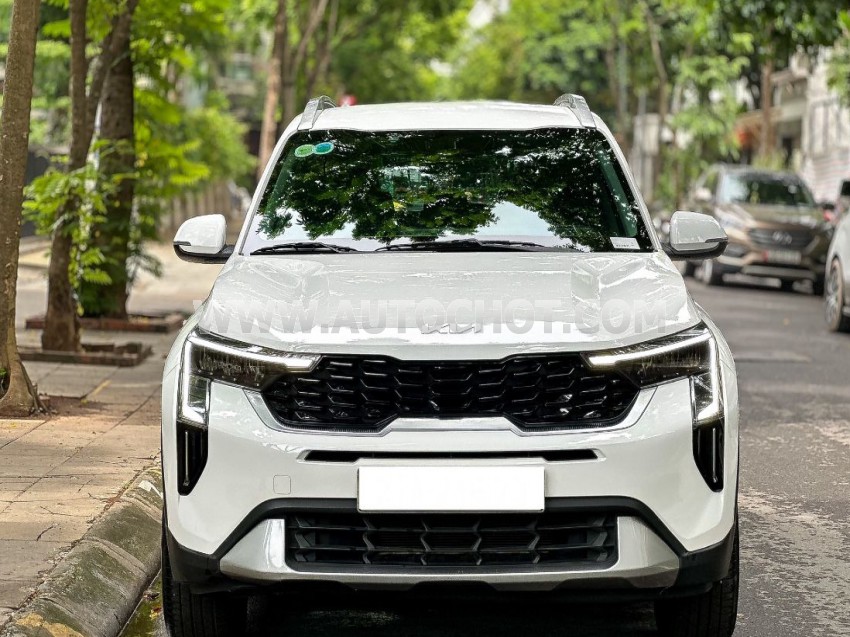 Kia Sonet Luxury 1.5 AT 2024