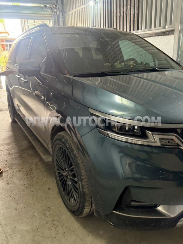 Kia Carnival Signature 2.2D 2022