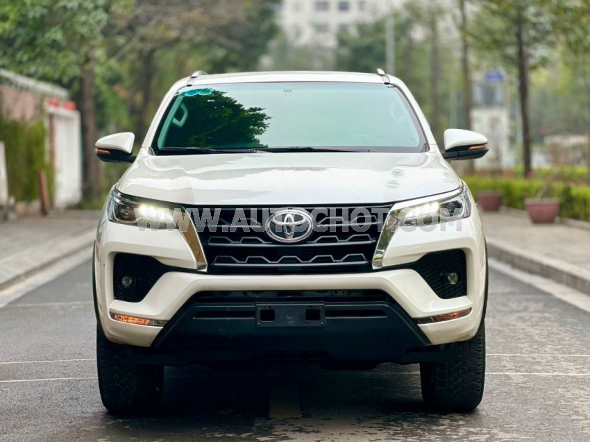 Toyota Fortuner 2.4G 4x2 AT 2021