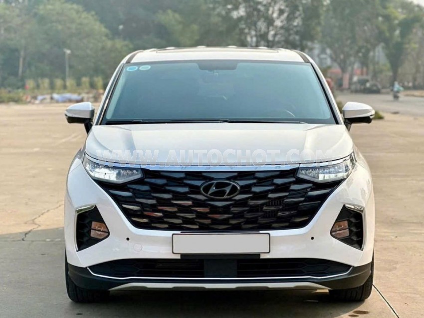 Hyundai Custin Đặc Biệt 1.5T 2024