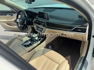 Xe BMW 7 Series 740Li 2018
