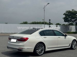 Xe BMW 7 Series 740Li 2018