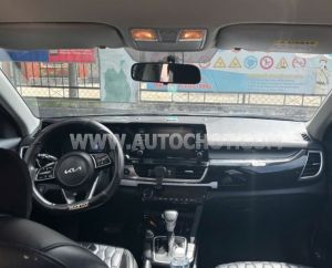 Xe Kia Seltos Luxury 1.4 AT 2023