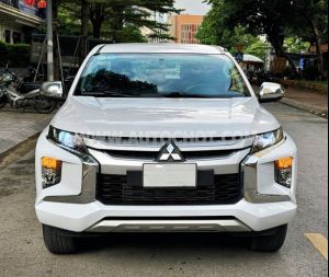 Xe Mitsubishi Triton 4x2 AT Mivec 2020