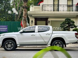 Xe Mitsubishi Triton 4x2 AT Mivec 2020