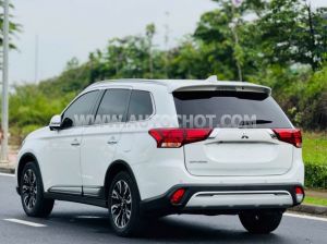 Xe Mitsubishi Outlander 2.0 CVT Premium 2020