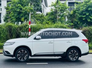 Xe Mitsubishi Outlander 2.0 CVT Premium 2020
