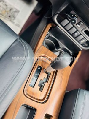 Xe Mitsubishi Outlander 2.0 CVT Premium 2020