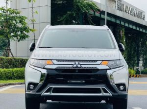 Xe Mitsubishi Outlander 2.0 CVT Premium 2020