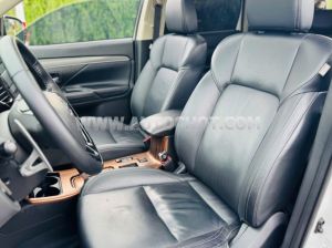 Xe Mitsubishi Outlander 2.0 CVT Premium 2020