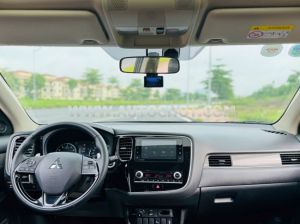 Xe Mitsubishi Outlander 2.0 CVT Premium 2020