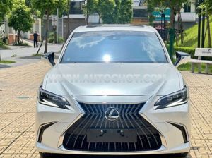 Xe Lexus ES 250 2022