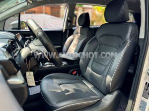 Xe Hyundai Custin Tiêu Chuẩn 1.5T 2024