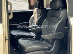 Xe Hyundai Custin Tiêu Chuẩn 1.5T 2024