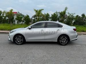 Xe Kia Cerato 1.6 AT Luxury 2021